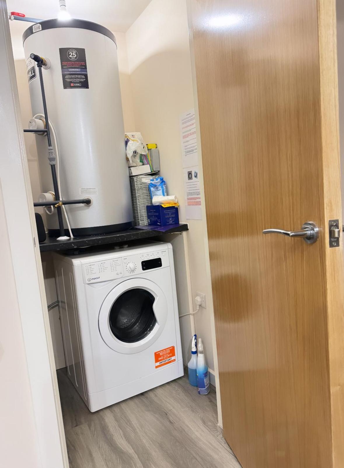 Luxury 2 Bedroom Apartment In Manchester City Centre - Free Parking Dış mekan fotoğraf