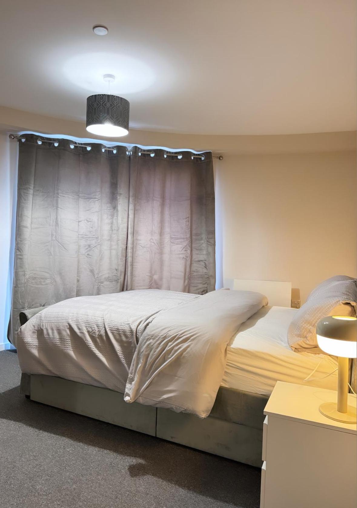 Luxury 2 Bedroom Apartment In Manchester City Centre - Free Parking Dış mekan fotoğraf