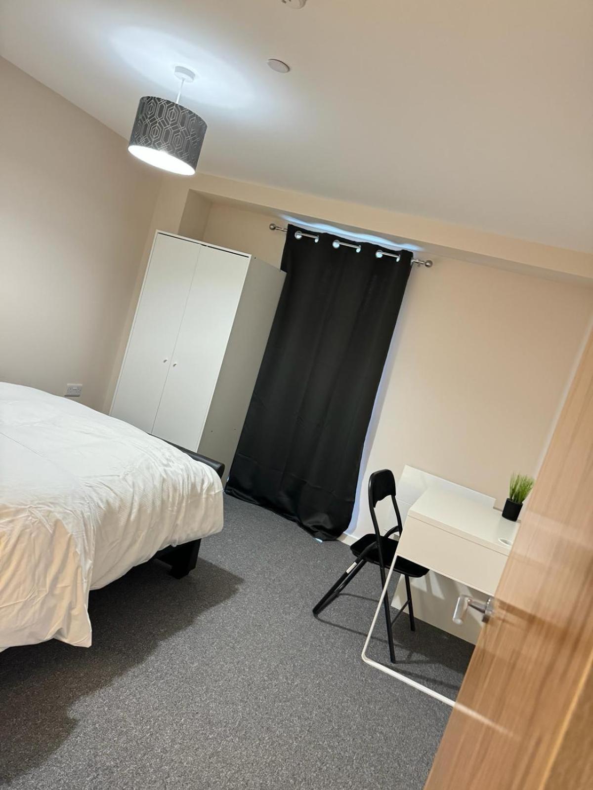 Luxury 2 Bedroom Apartment In Manchester City Centre - Free Parking Dış mekan fotoğraf
